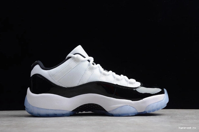 Jordan Black "Concord" 11 White Air 528895-153 Retro Low  mens 1030